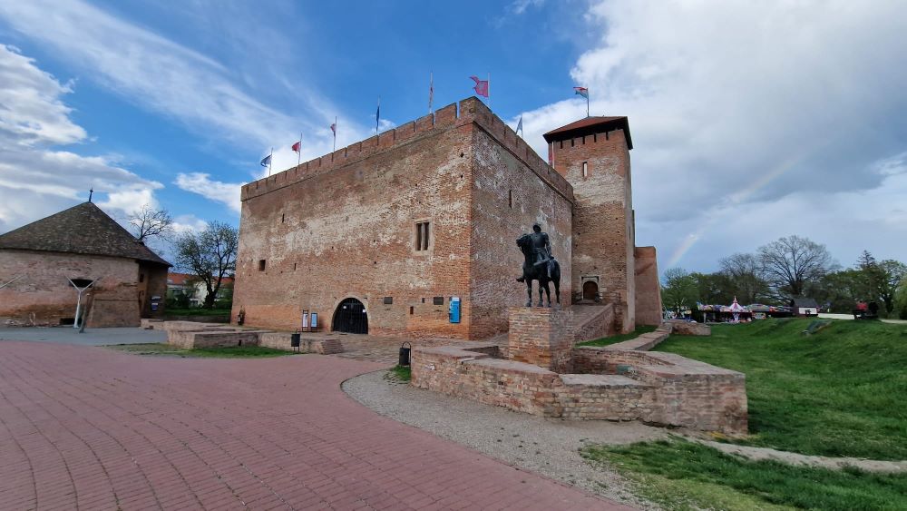 Megújul a gyulai vár