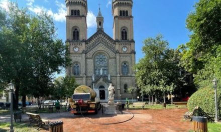 Keresztúti ájtatosság a temesvár-gyárvárosi Millenniumi templomban