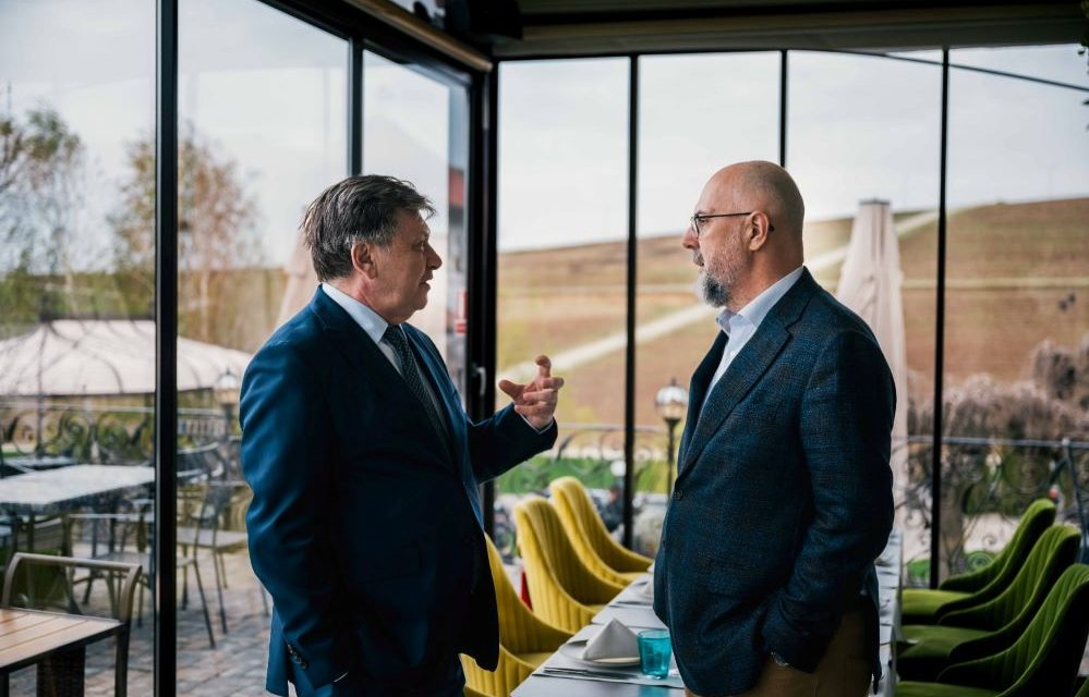 Lehet-e olyan elnöke Romániának, aki tiszteli a magyarokat?