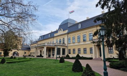 Egésznapos programmal ünnepli kilencedik születésnapját a gyulai Almásy-kastély