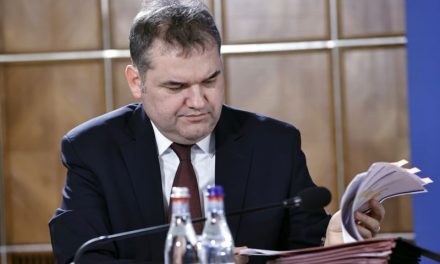 Cseke Attila bejelentette: Április 7-től ingyenes lesz a telekkönyvi kivonat a tulajdonosok számára