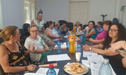 Női kávéház a temesvári Kós Károly Közösségi Központban