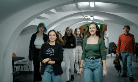 Közösség, fejlődés és kollégium egy helyen – Elstartolt a Collegium Varadinum nyári felvételije!