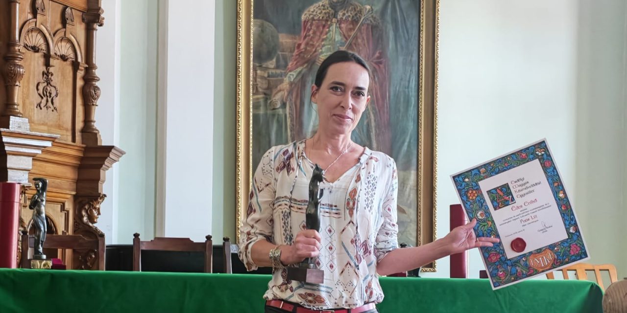 Éder Enikő színművész Poór Lili díjas lett